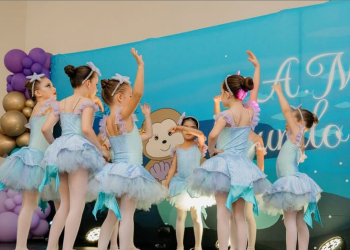 Crianças em espetáculo